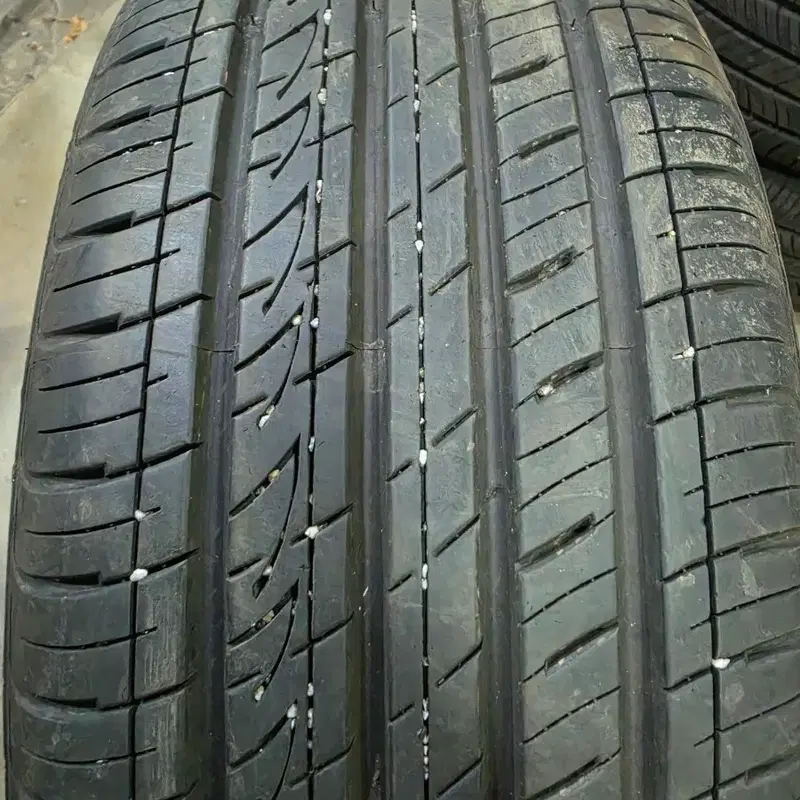 215 45 17 금호 중고타이어