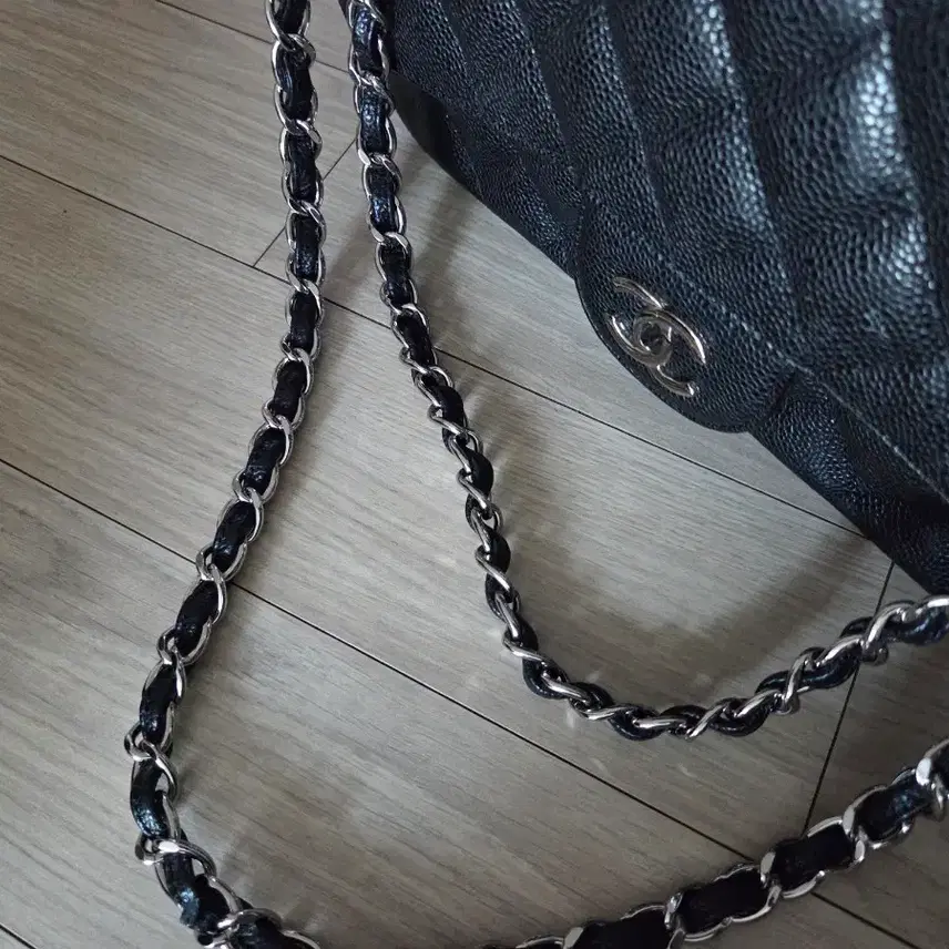 샤넬 샤넬캐비어클래식 미디움 사진 8