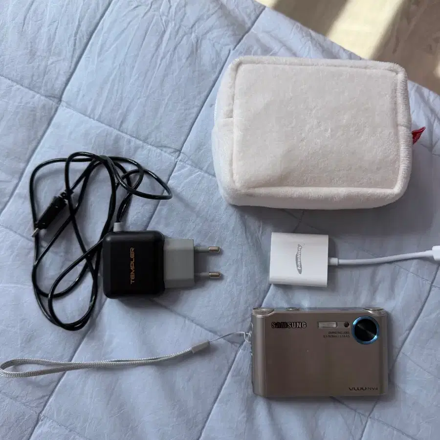 삼성 VLUU NV4 디지털카메라