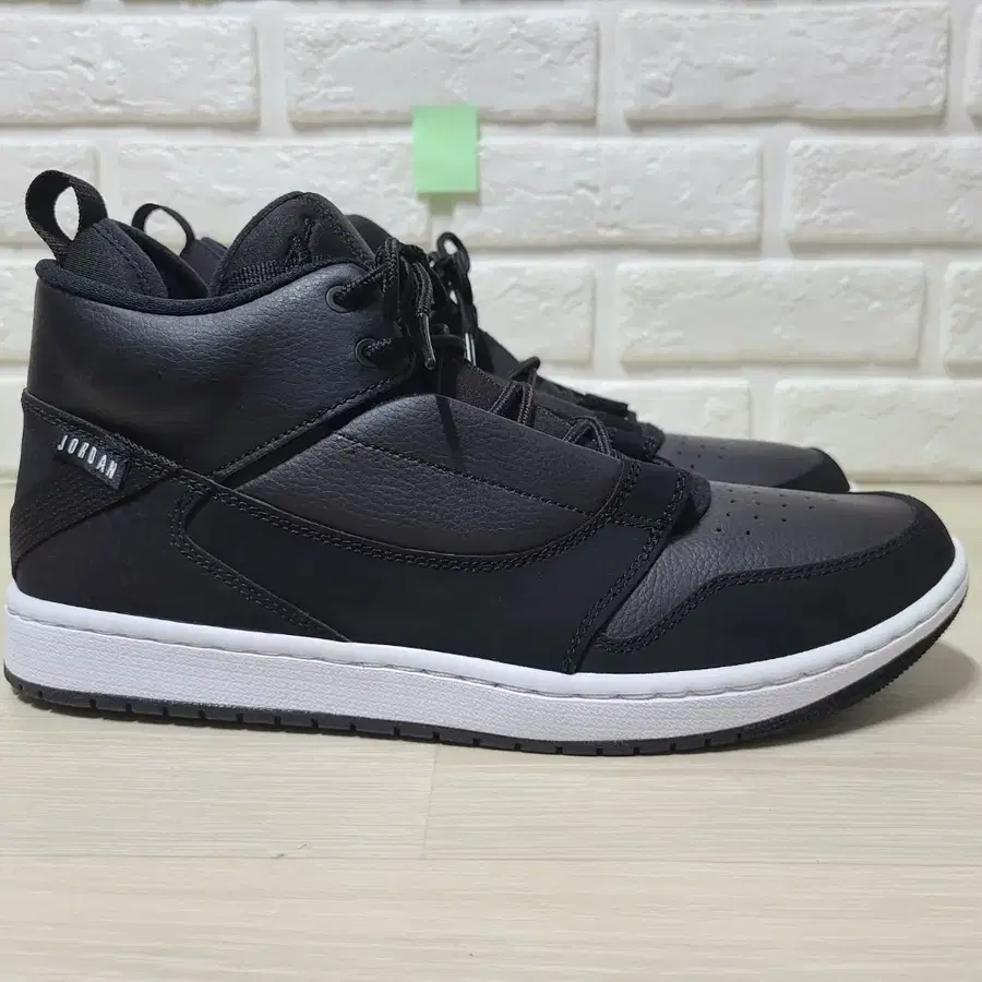 조던 패이드어웨이 블랙 290mm
