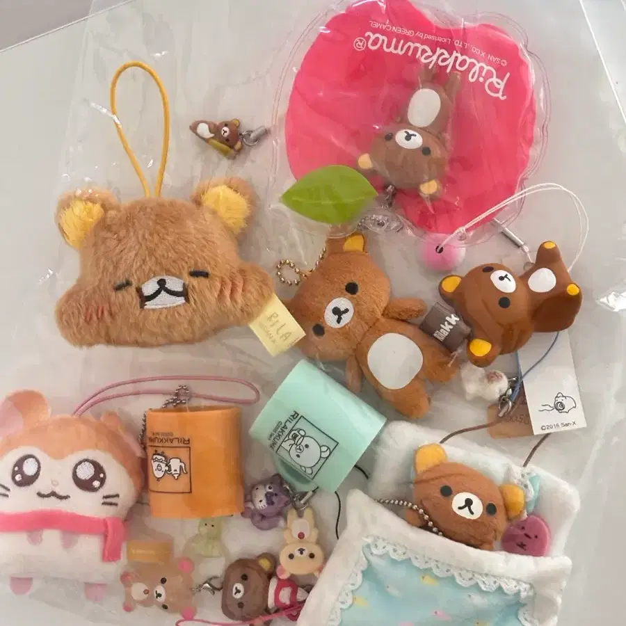 리락쿠마 메지루시 키링 가챠 후우링 인형 일괄