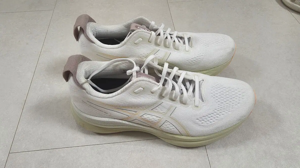 sell Asics Gel Kayano 32 White running shoes running shoes