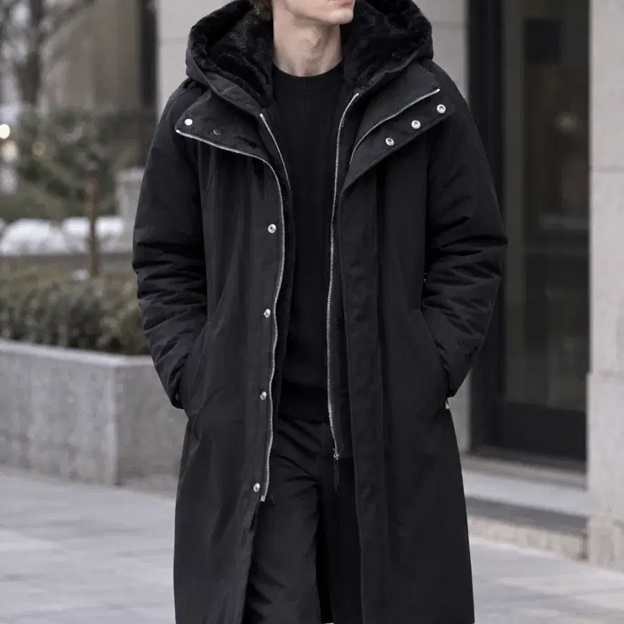 지이크 SIEG 블랙 구스패딩