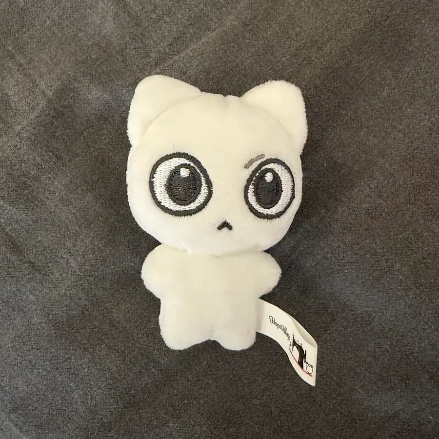 보넥도 성호 인형 예삐냥