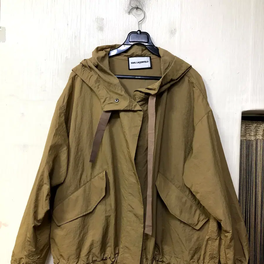 칼라거펠트 자켓
