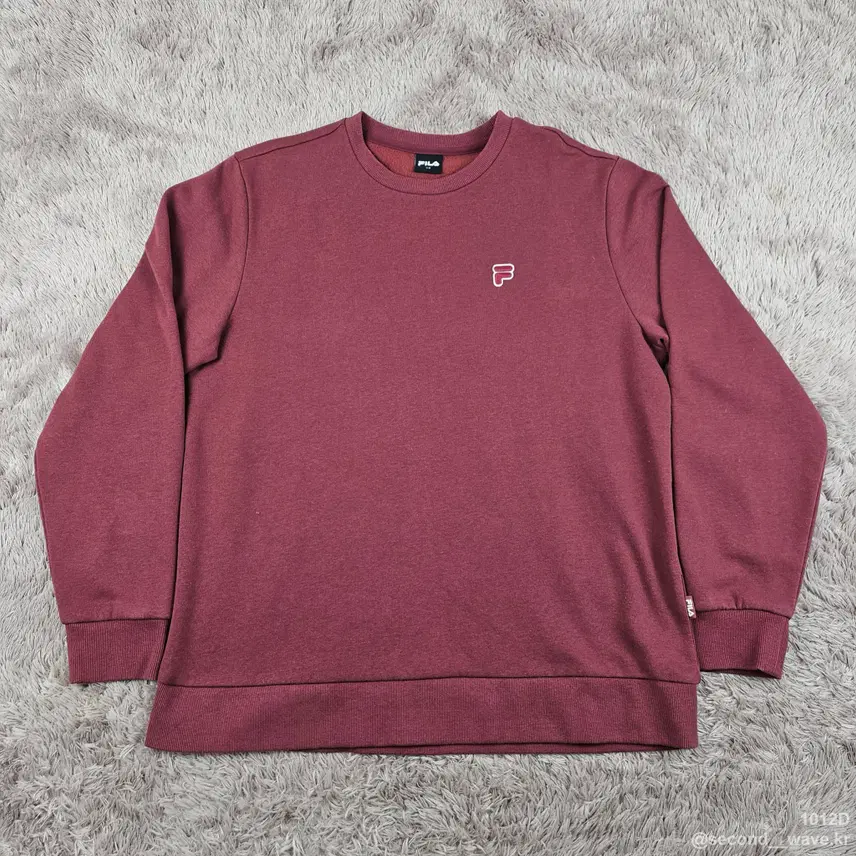D107。 FILA 起毛マンツーマン