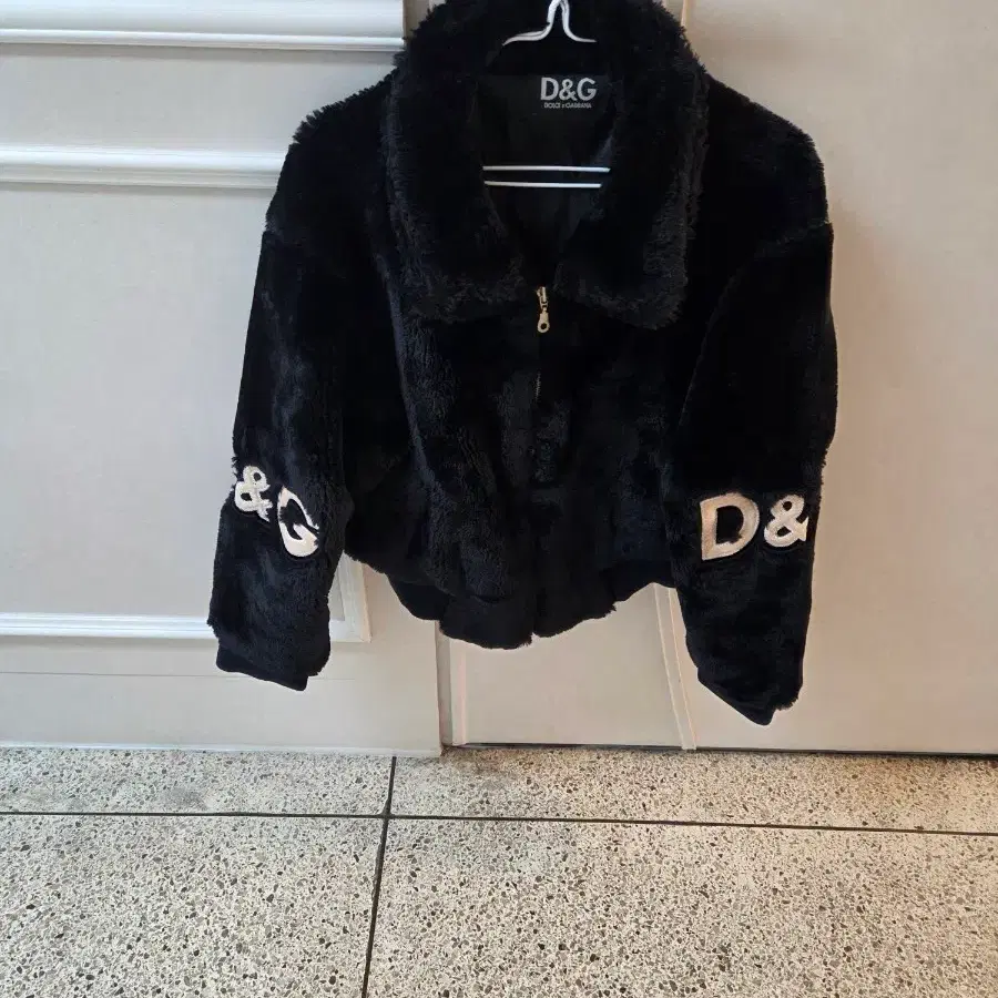 D&G 퍼 여성 크롭자켓 블랙 프리사이즈