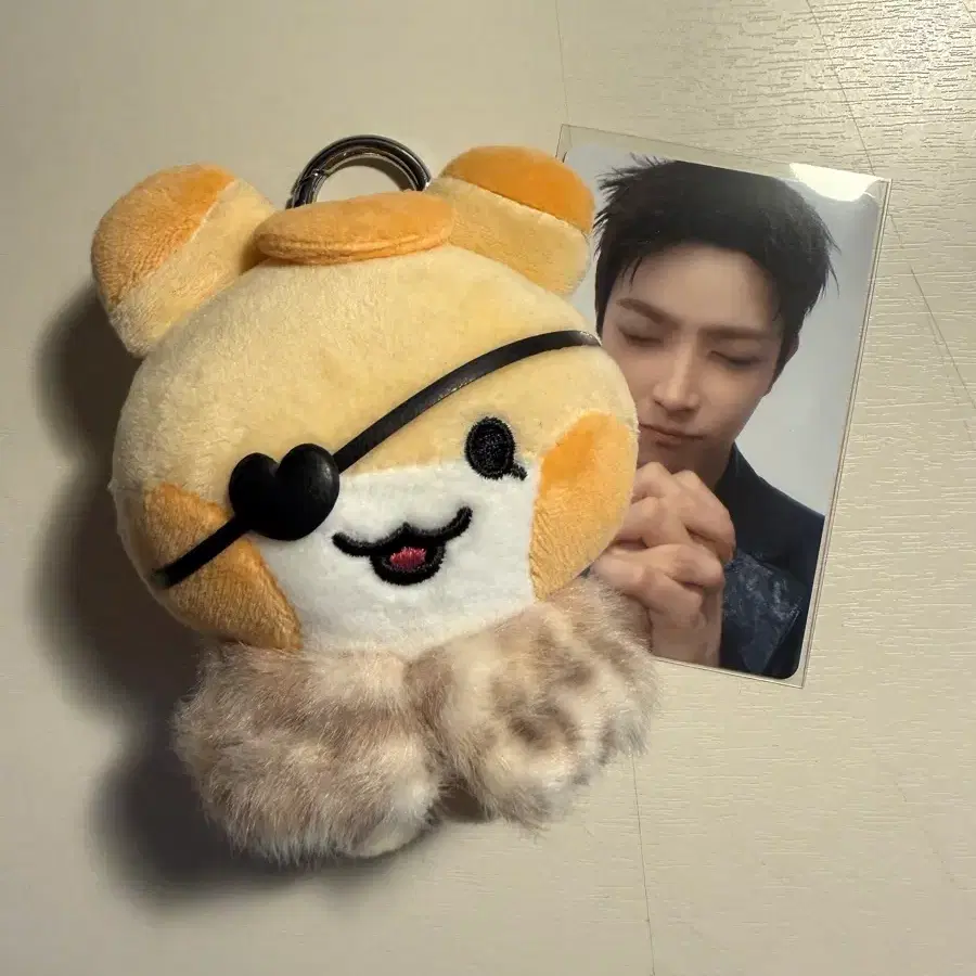 에이티즈 마이티즈 홍중 홍요 팝스타 키링 양도