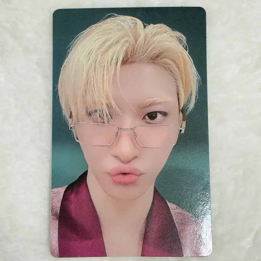 에이티즈 8주년 전시회 트레카 양도(성화)