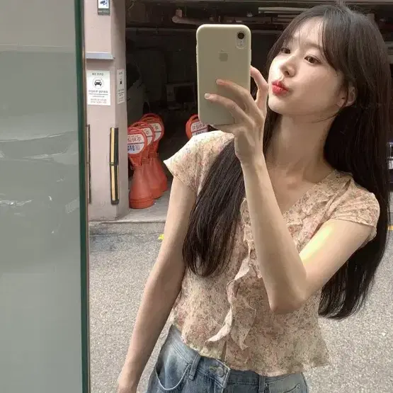 모너프 블라우스 언더비 가내스라
