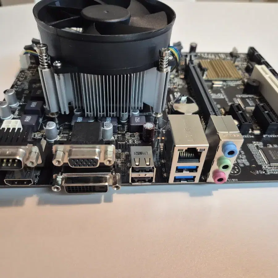 ASUS 메인보드 H110M-KS와 G4400 CPU세트