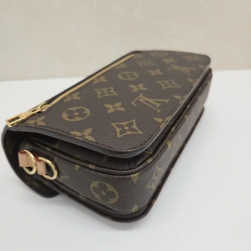 루이비통 포쉐트 메티스 이스트 웨스트 M46279 사진 8