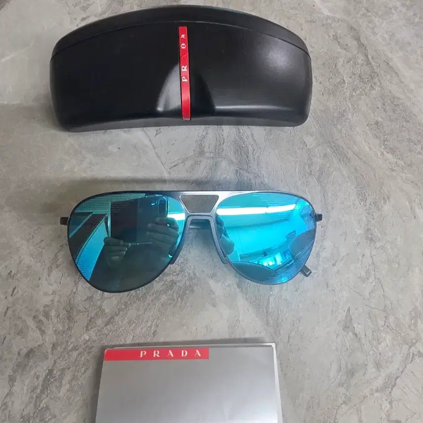 프라다 PRADA 선글라스 사진 2