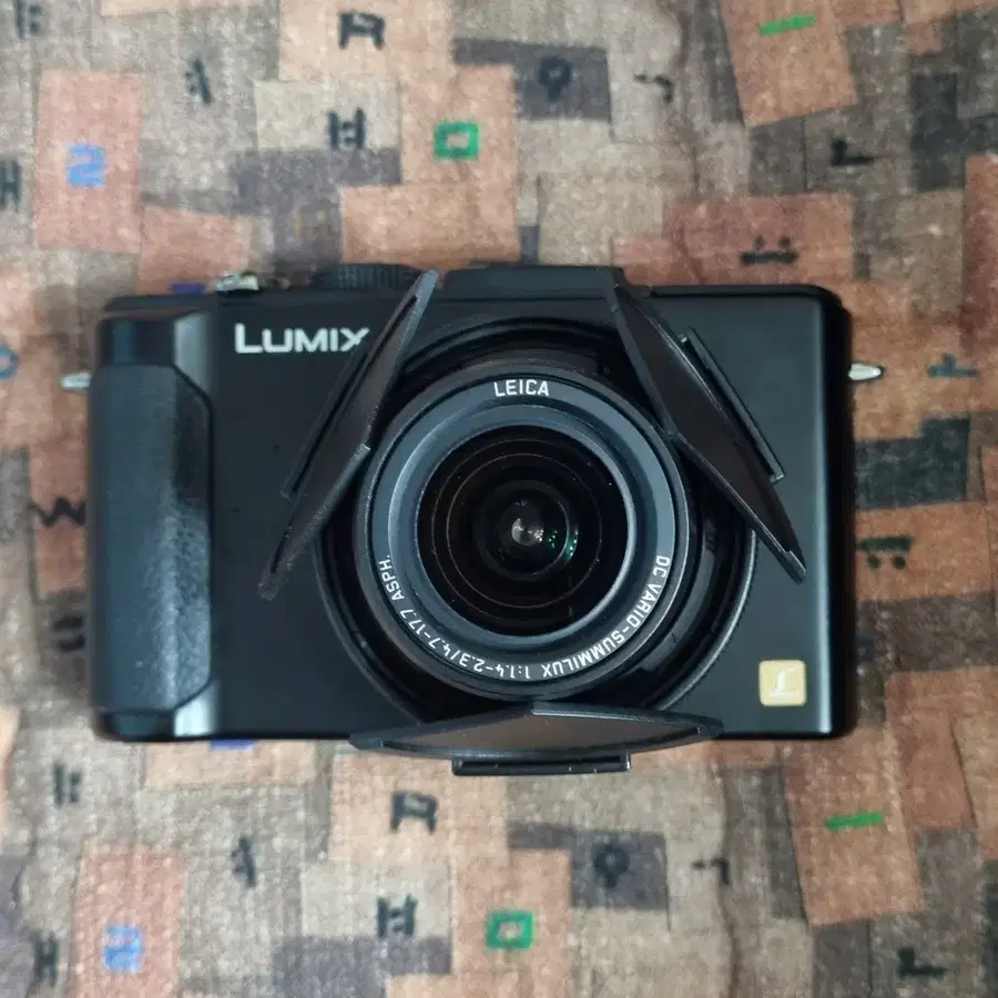 파나소닉 루믹스 DMC-LX7 디지털카메라 판매합니다.