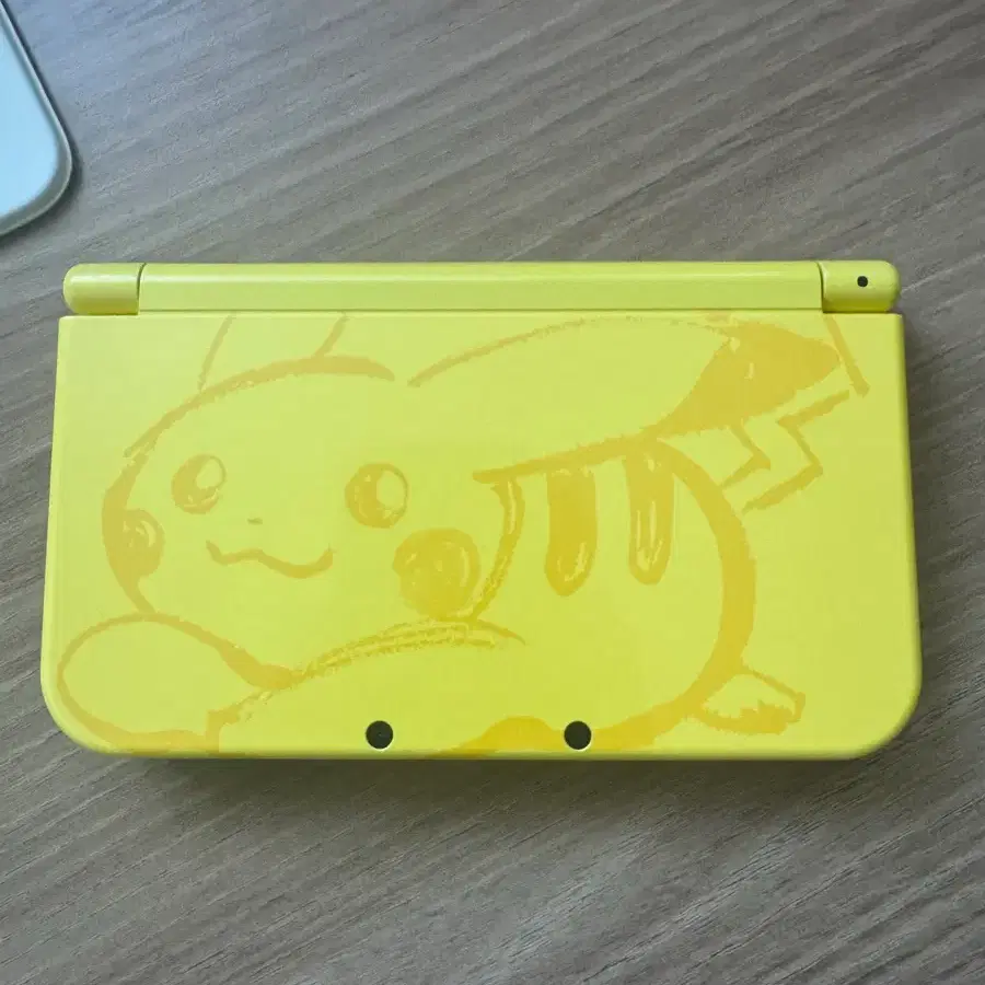 new 닌텐도 3ds xl 피카츄 에디션 판매