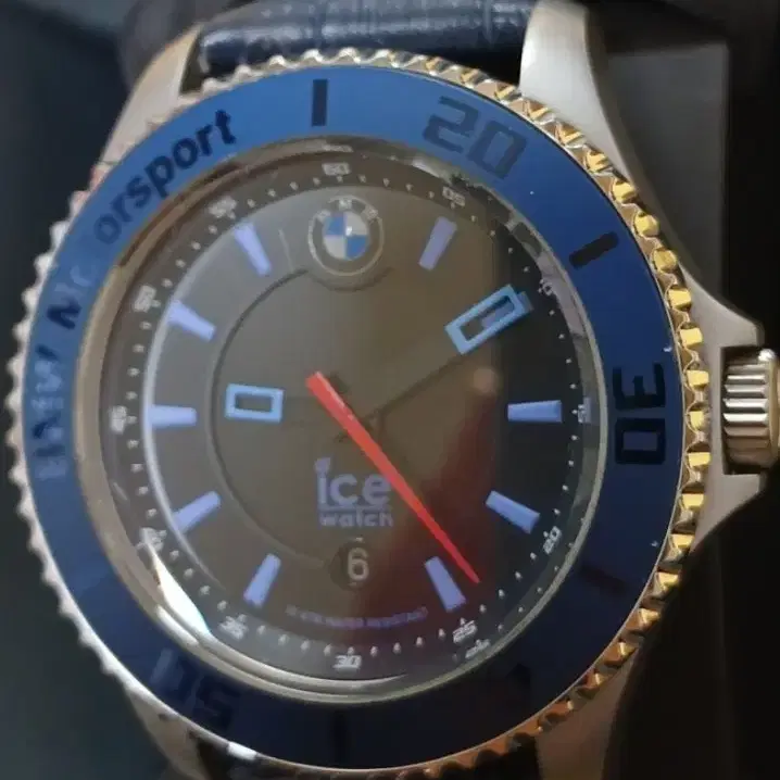 BMW 모터스포츠 아이스워치 블루
