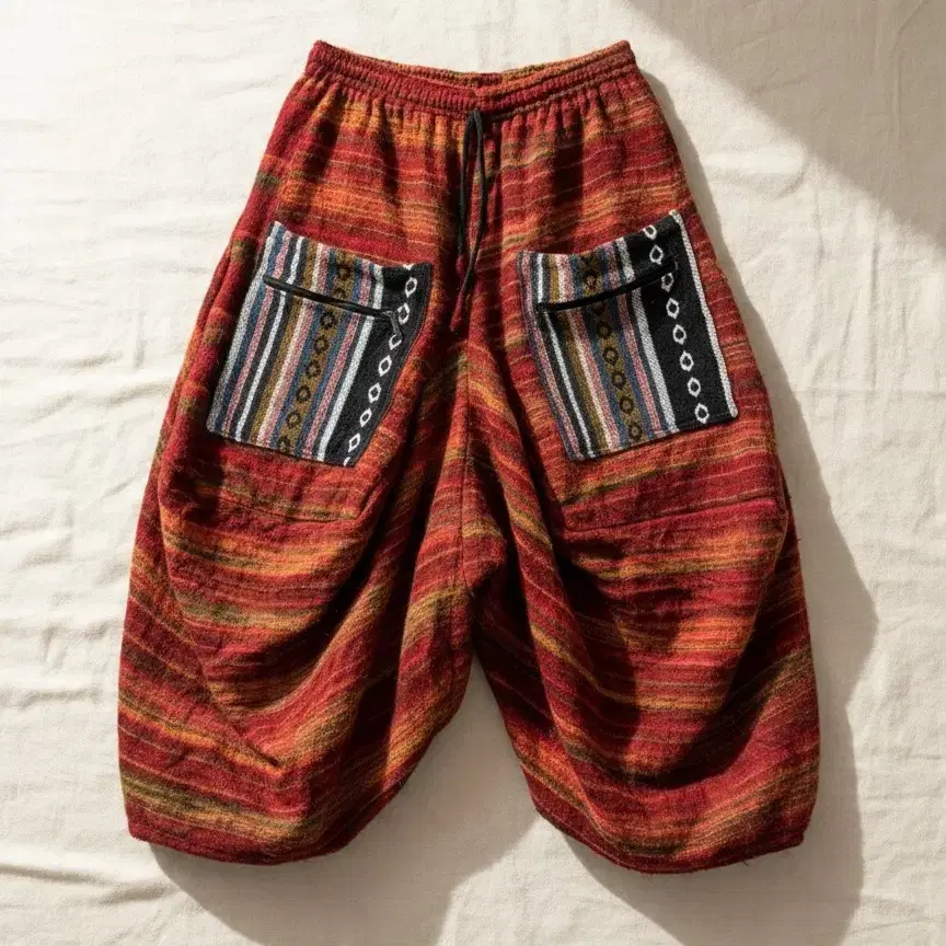 [JAPANESE VINTAGE] 레드 와이드 팬츠 made nepal