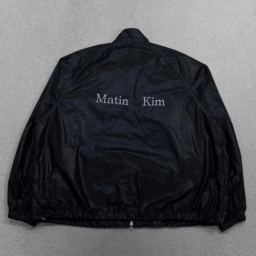 마뗑킴 Matin kim 코팅 점퍼 자켓 블랙