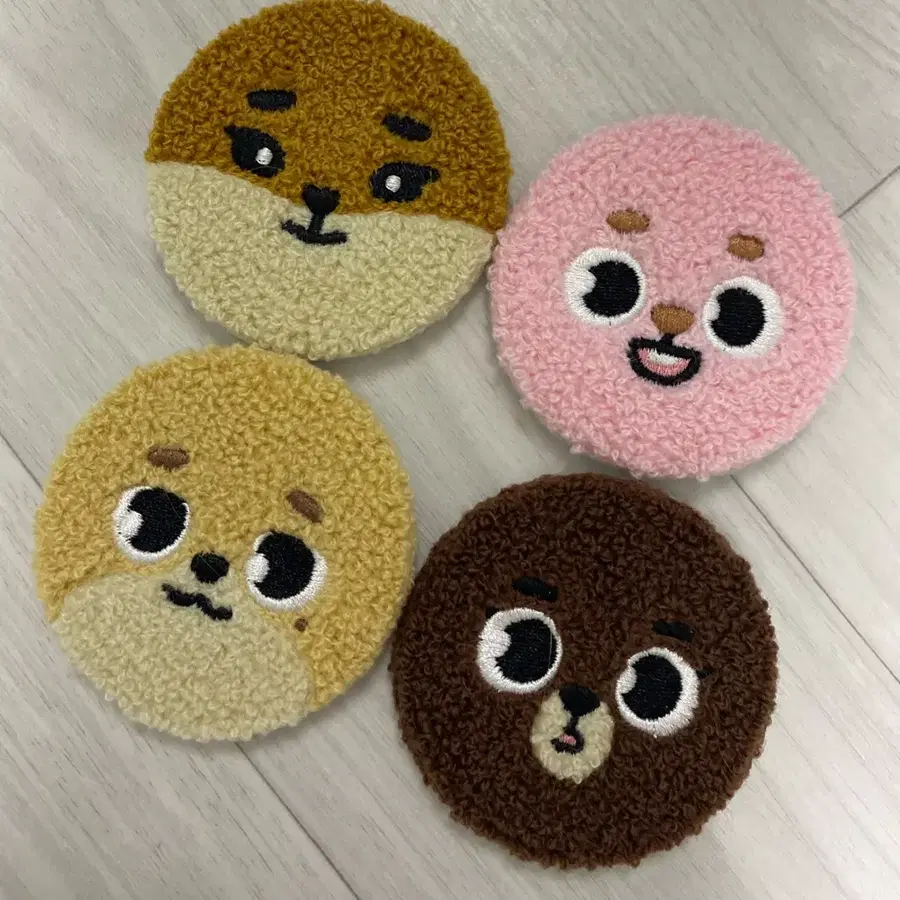 데이식스 데니멀즈 부클뱃지 일괄