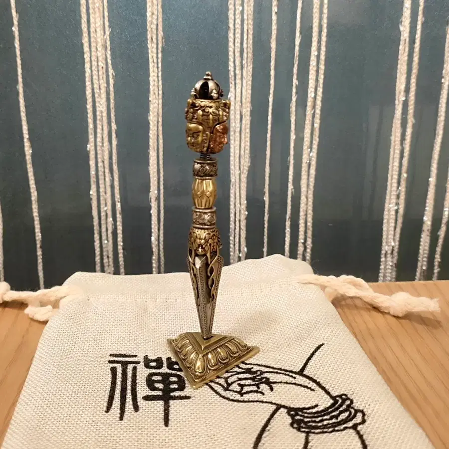 티베트 밀교 3색동 푸르바 법기 장식품 (10cm)