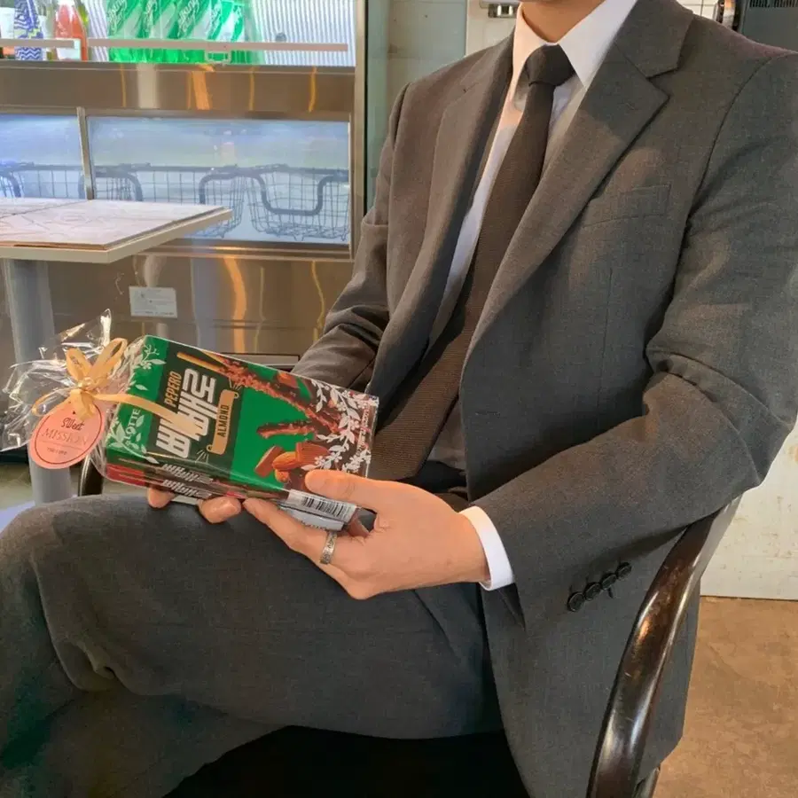 [거의 새것] 띠어리 뉴테일러 수트 다크차콜