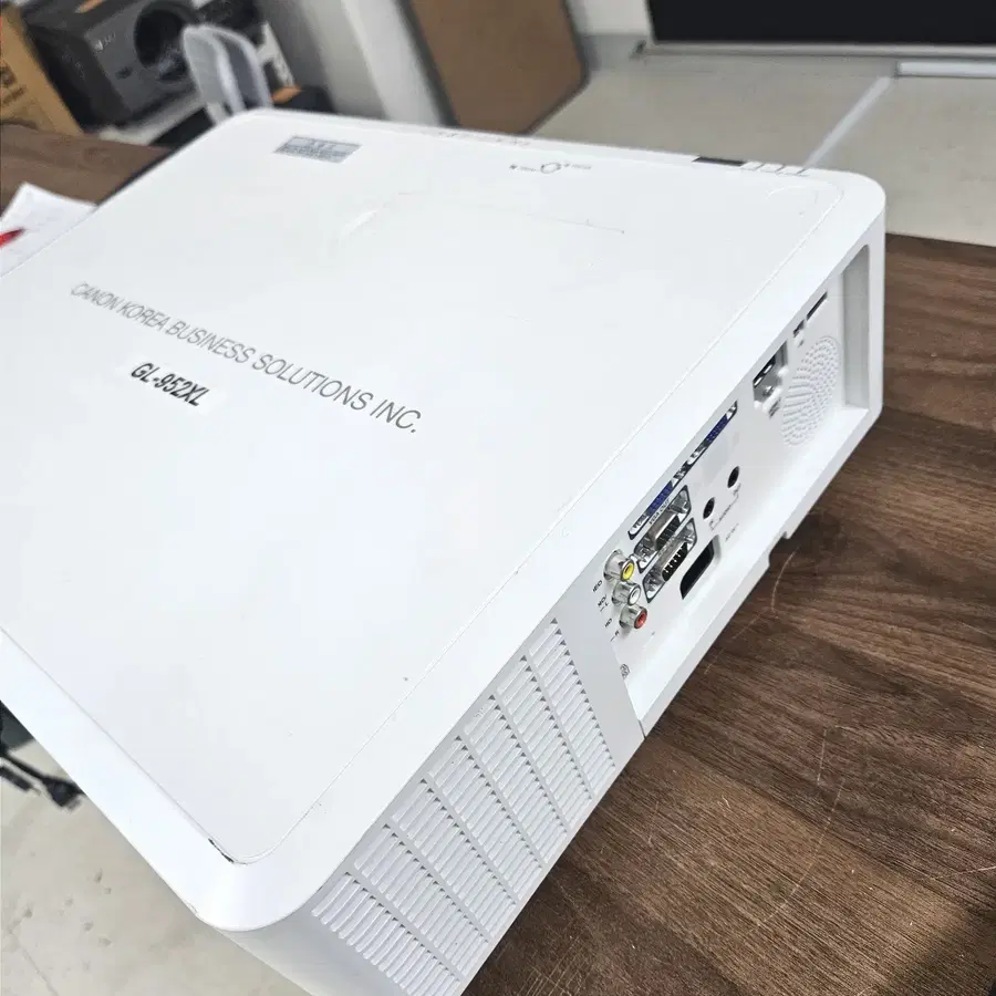 캐논 GL-952XL 레이저 프로젝터 판매합니다.