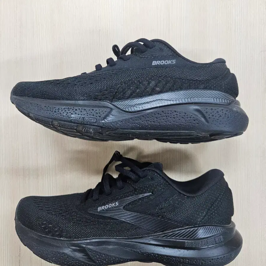 브룩스 아드레날린 GTS24 260