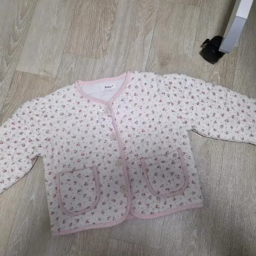 아동복 꽃무늬 누빔 가디건 24개월