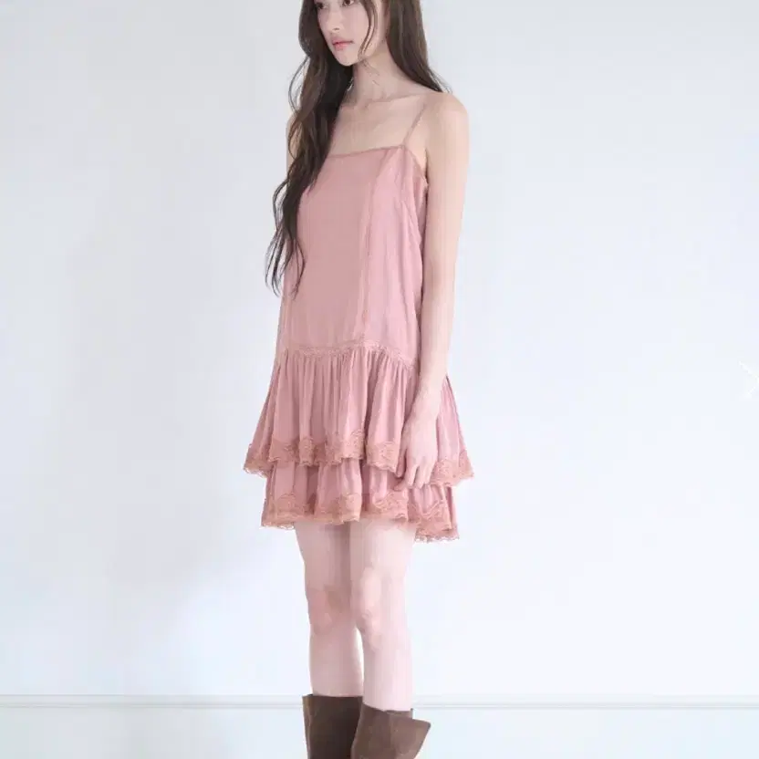 낫유어로즈 Lace frilly dress (Rose)