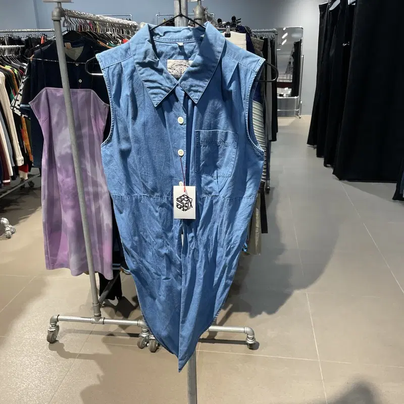 ARMANI JEANS 코튼 민소매 티셔츠 여성 S