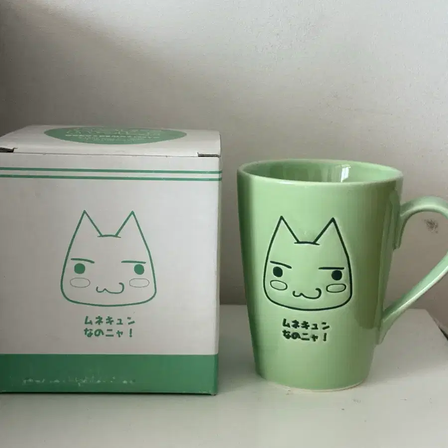 1999년 고전 도코데모잇쇼토로 도기 컵 머그컵