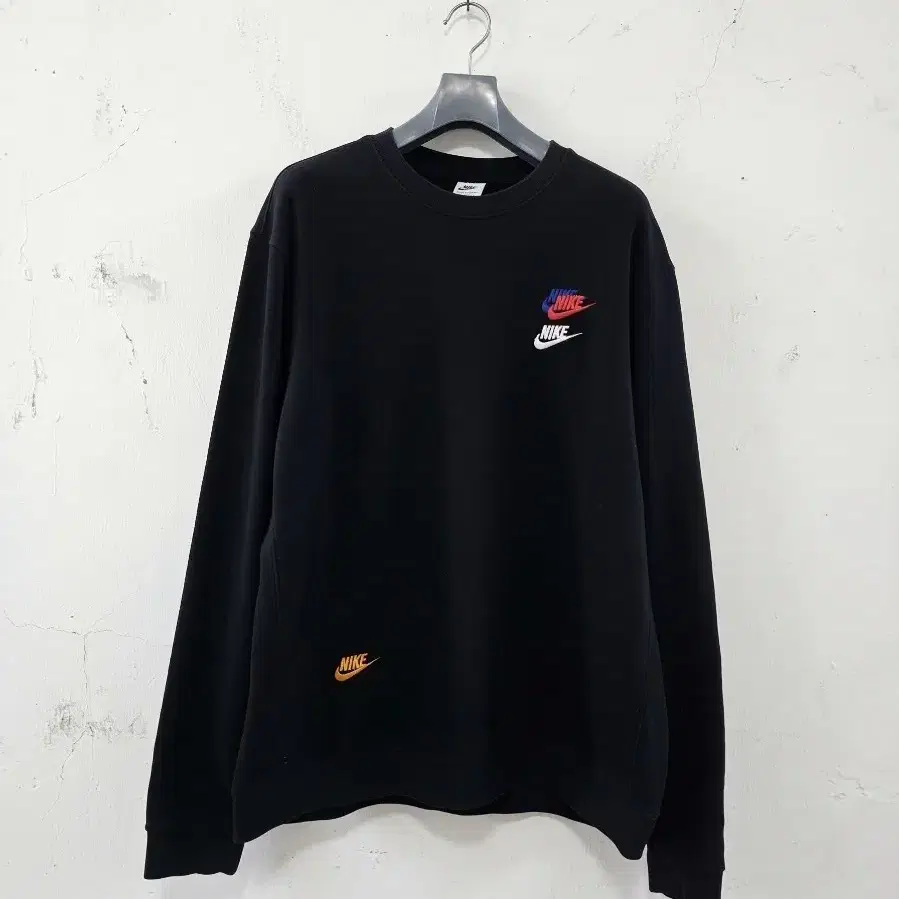 나이키 멀티 로고 맨투맨 블랙 2XL
