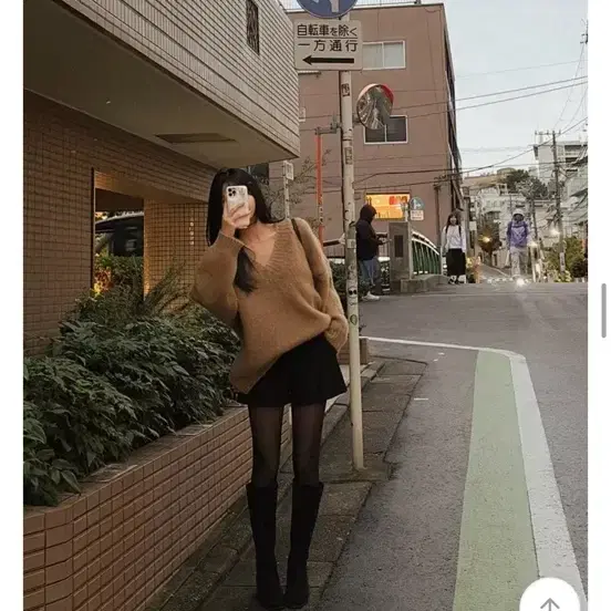 메이빈스 퍼 오버핏 니트 카멜브라운