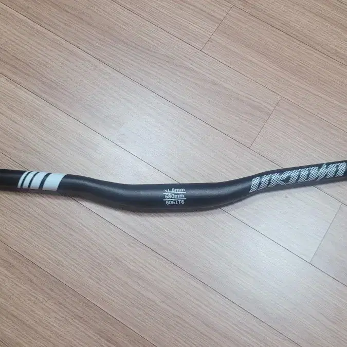 언노운 라이저바 680mm