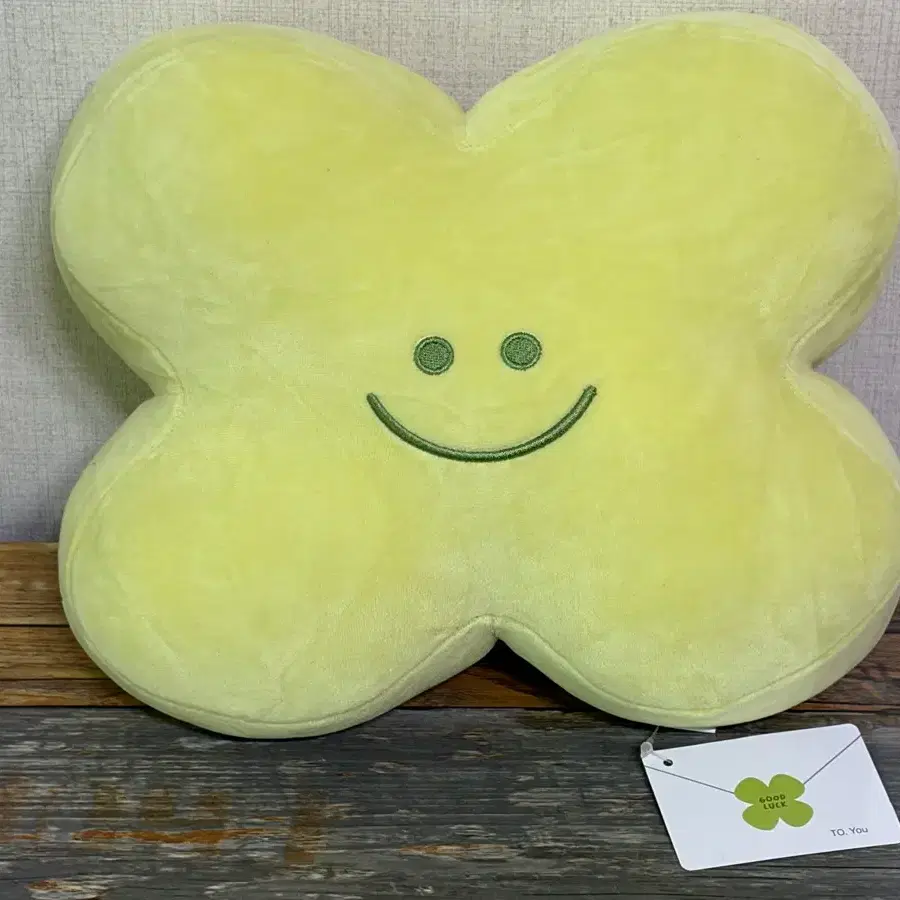 클로버 인형