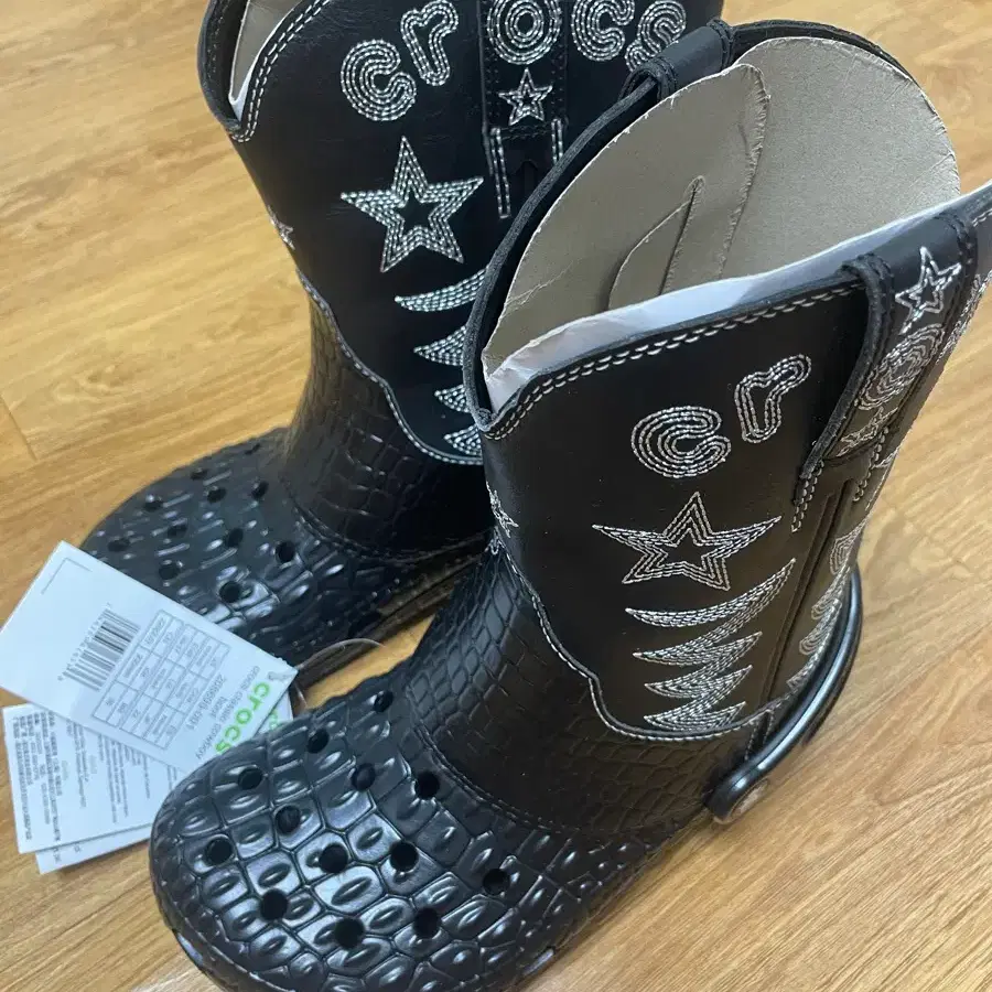 크록스 클래식 카우보이 COWBOY 부츠 블랙