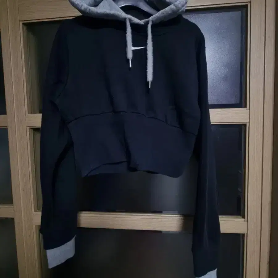 나이키 크롭 후드티셔츠 s