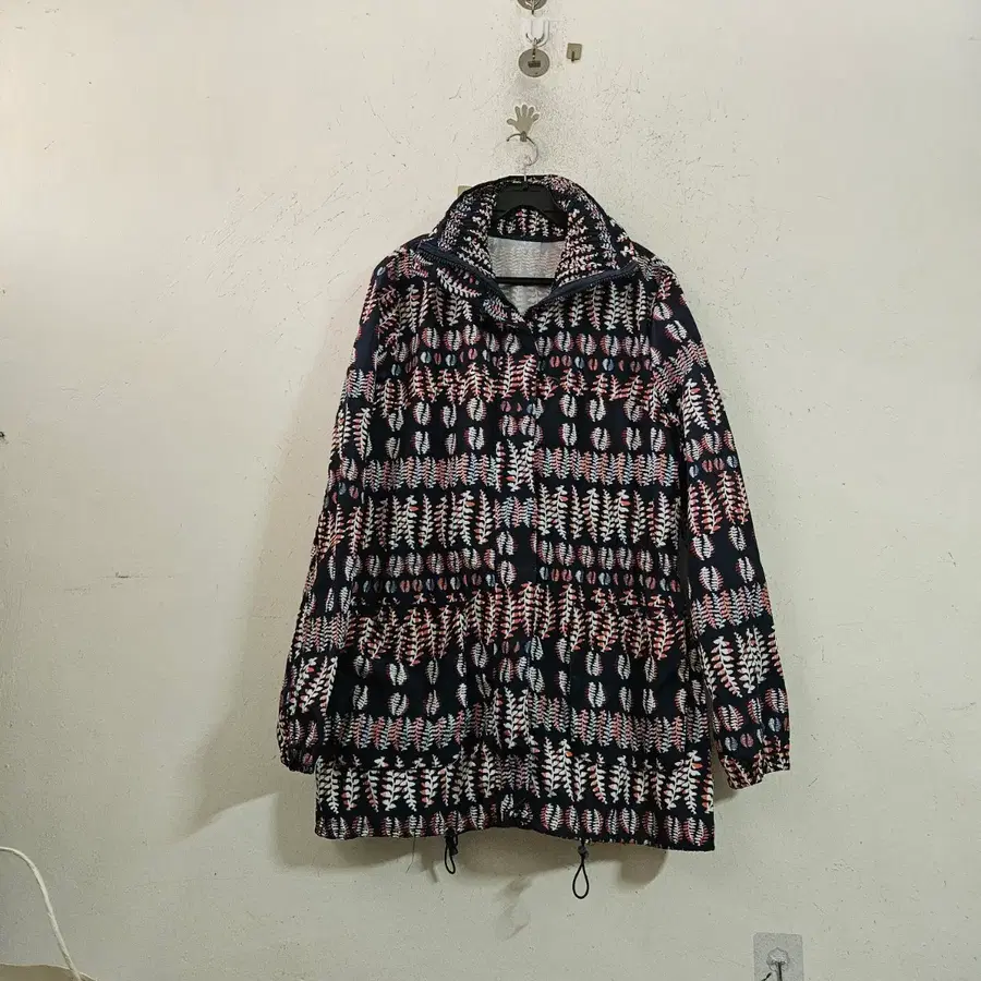 독특한 패턴 자켓