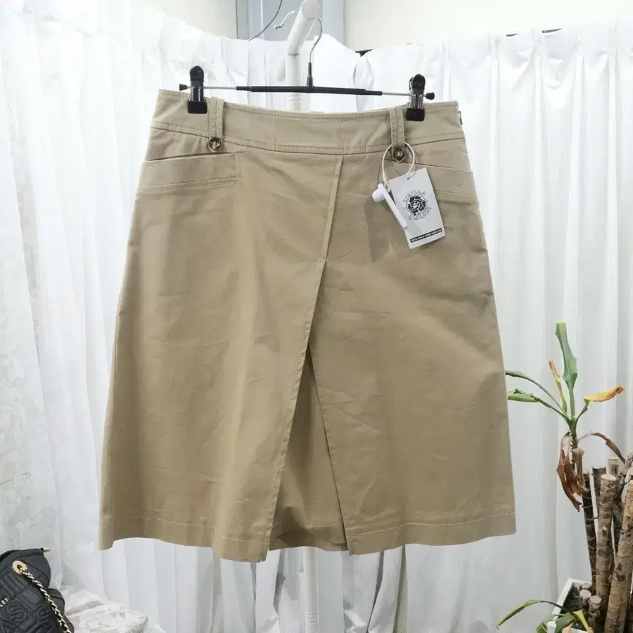 MARELLA SPORT 베이지 랩디자인 스커트 2439