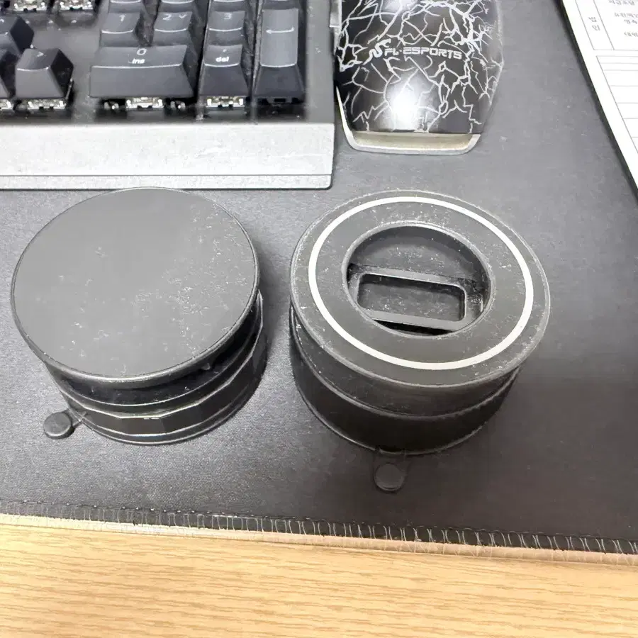 맥세이프 흡착식 거치대 두개 일괄 판매