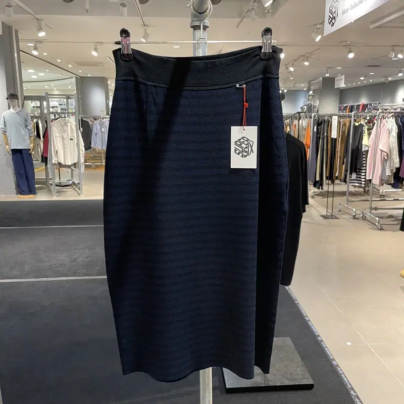 THEORY LUXE 레이온 폴리 스커트 여성 25