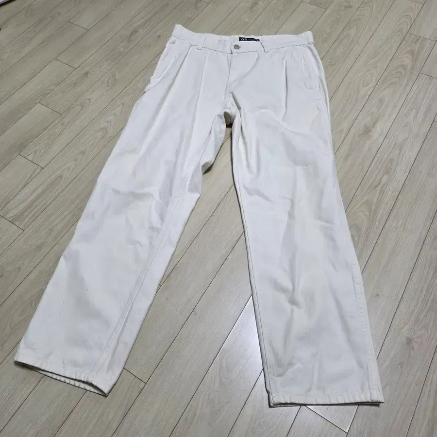 ZARA 페인터팬츠(크림) 34
