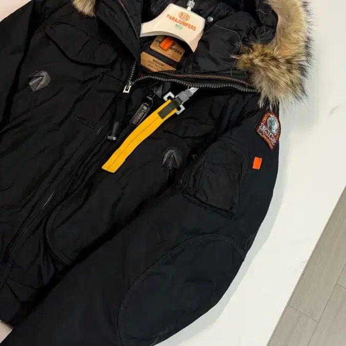 21FW 파라점퍼스 고비 블랙 M size