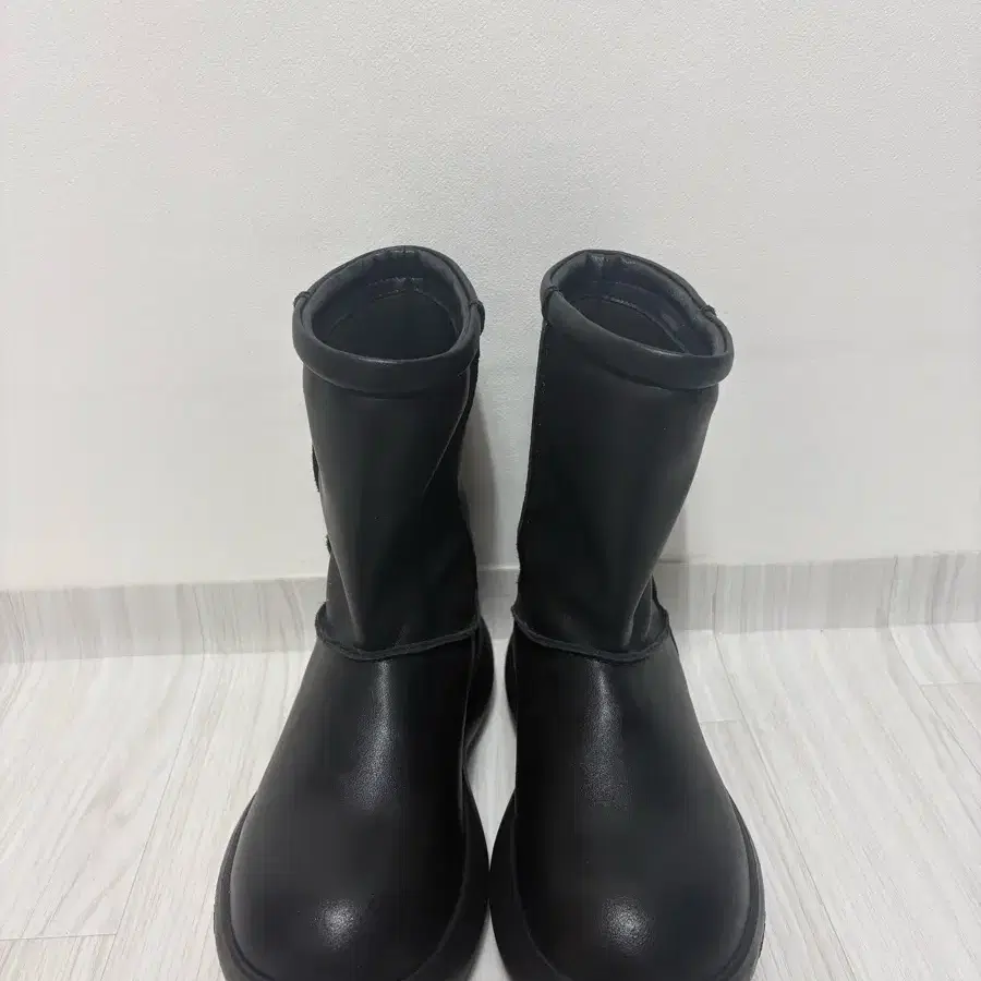 조셉트 AMOS BLACK