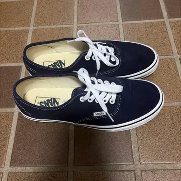 26.5 VANS Authentic 로우 스니커즈 블랙