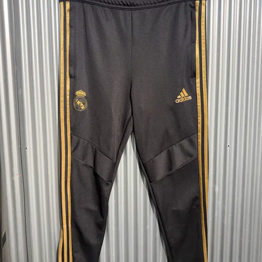 [M] 아디다스 adidas 레알 마드리드 19/20 트레이닝 팬츠 골드 삼선