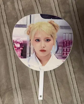 NMIXX 지우 MIXX LABO 부채