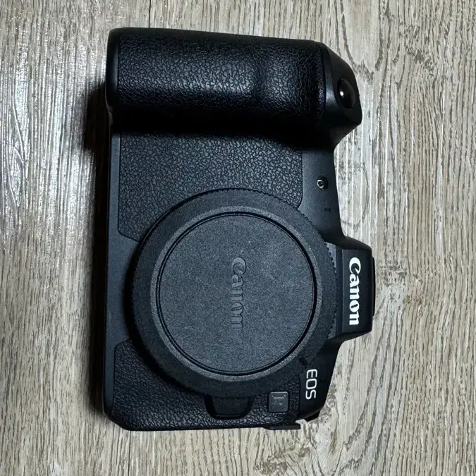 LPF2제거 개조 카메라 EOS R