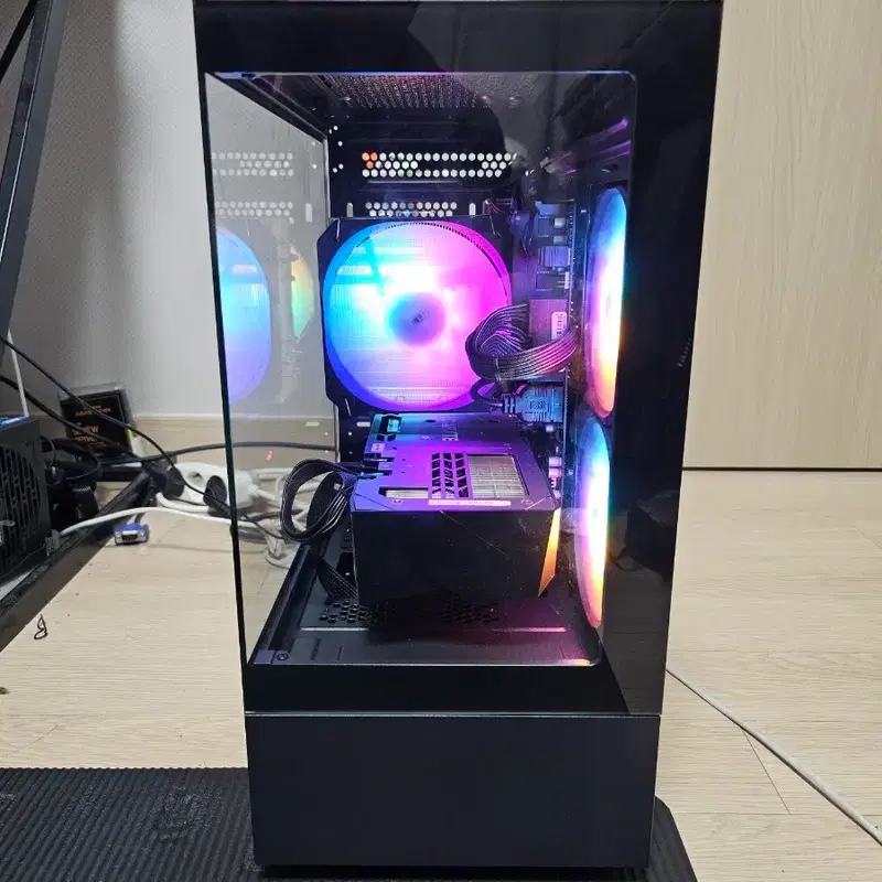 RYZEN 7800X3D,A620,32G,500G,3070TI 본체팝니다