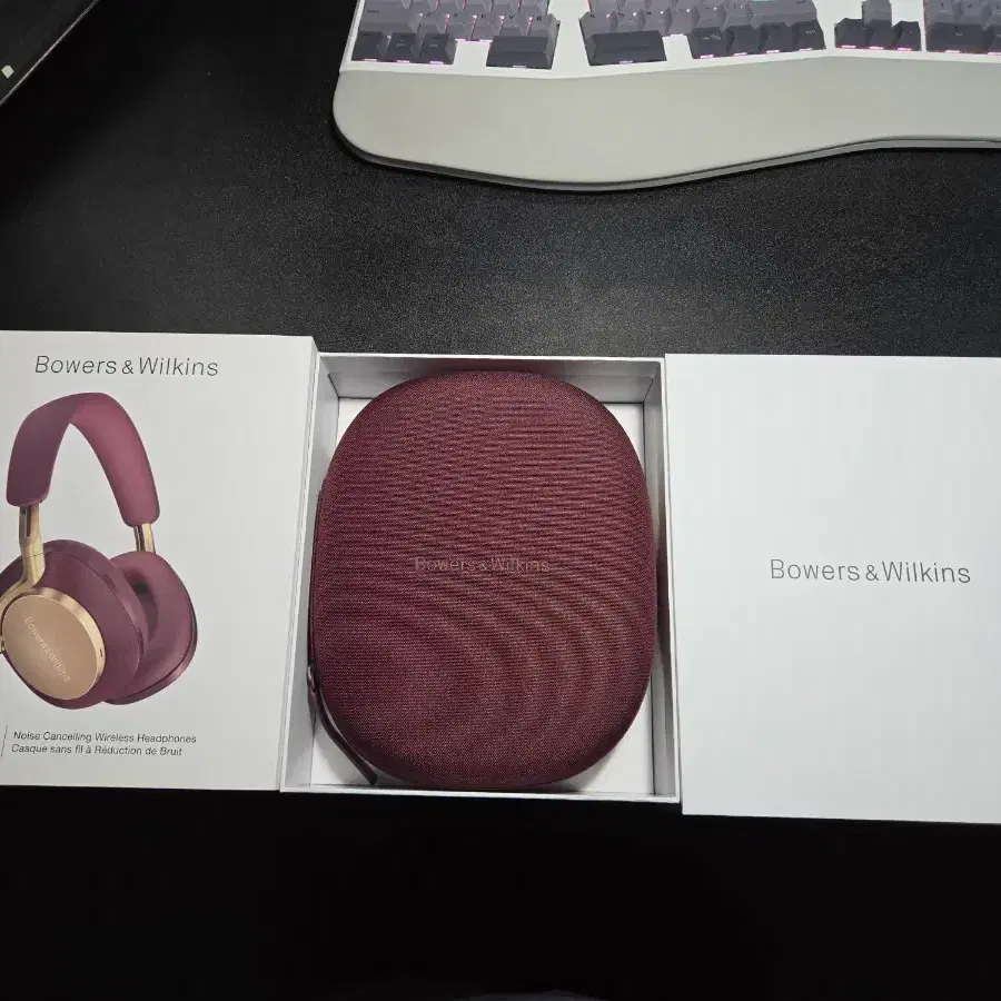 Bowers & Wilkins Px8 노이즈 캔슬링 무선 헤드폰 딥 보르도